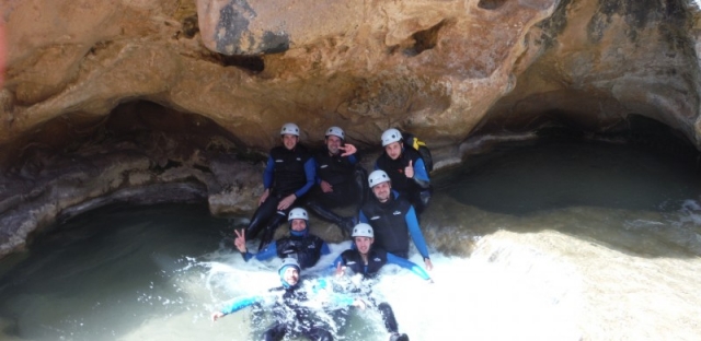  Amici nelle acque del fiume 
